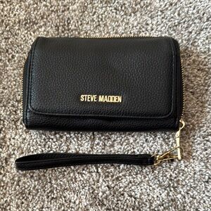 Steve Madden Black Clutch with Wrist Strap